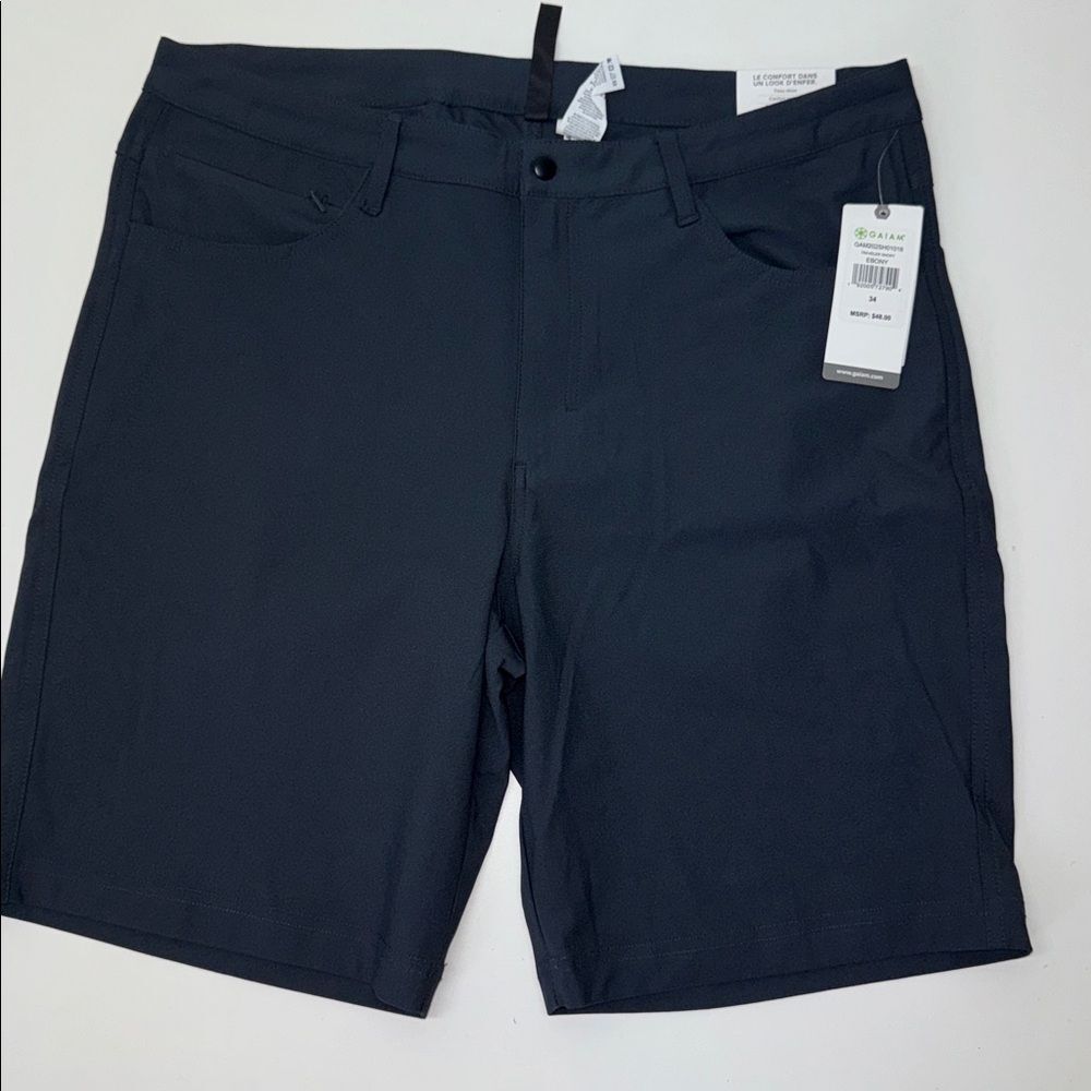 🔥GAIAM traveler short ebony Dark Gray  Shorts Sz 38 New